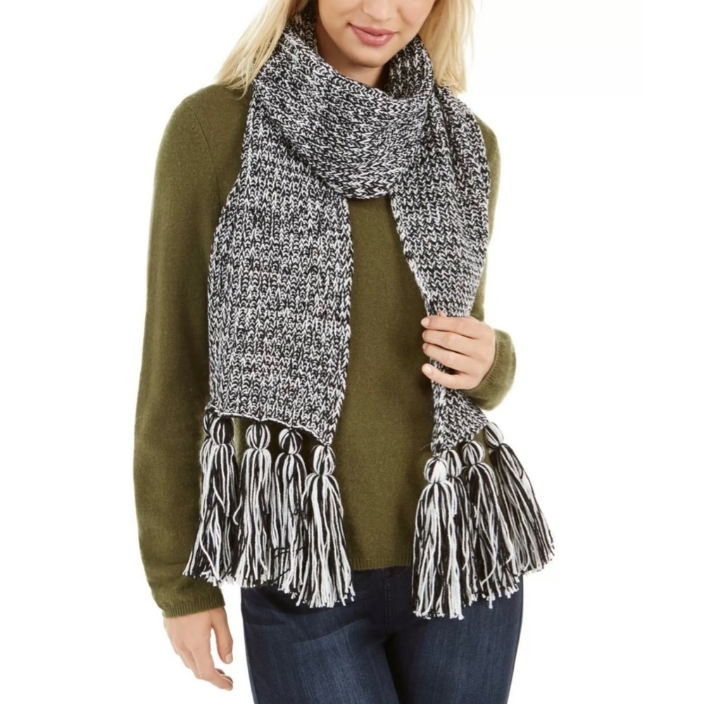 Calvin Klein Chunky Knit Marled Scarf